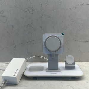 Mophie 3 in 1 stand for MagSafe Charger